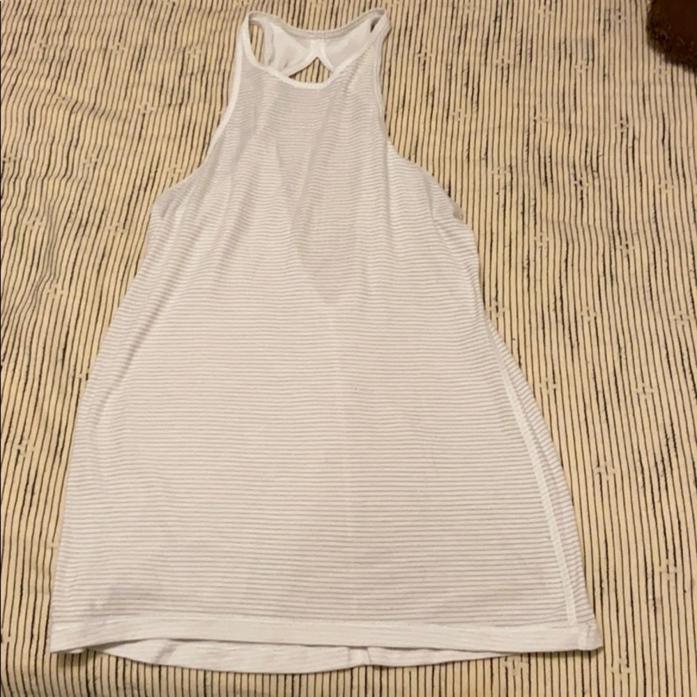 Lululemon tank